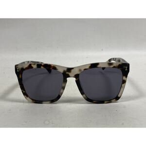 ILLESTEVA Los Feliz C14 Sunglasses Handmade Italy White Tortoise